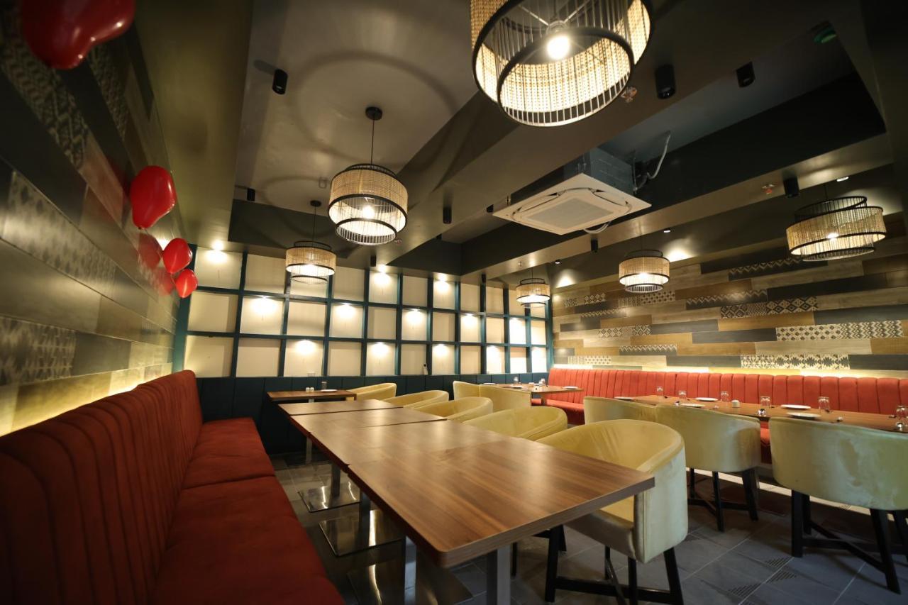 Hotel Marigold Bhuvanesvar Kültér fotó
